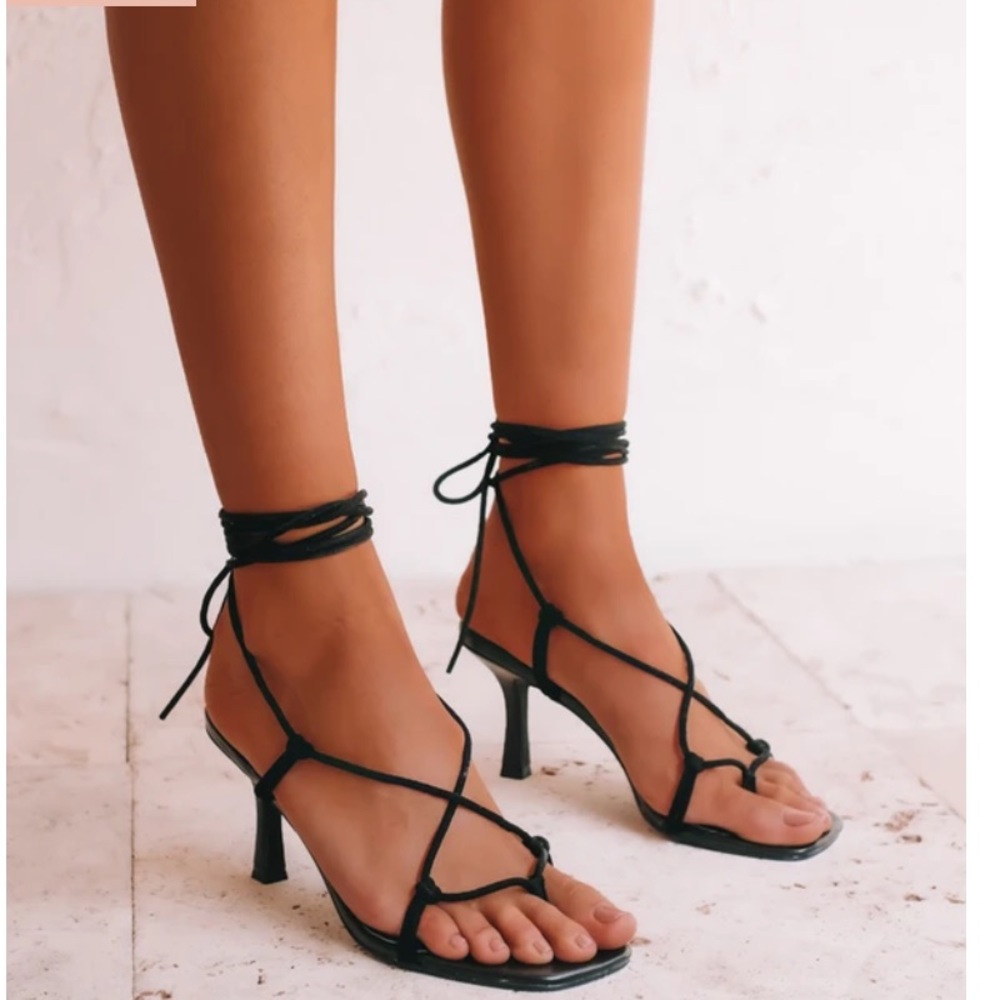 Billini strappy black heel, never worn